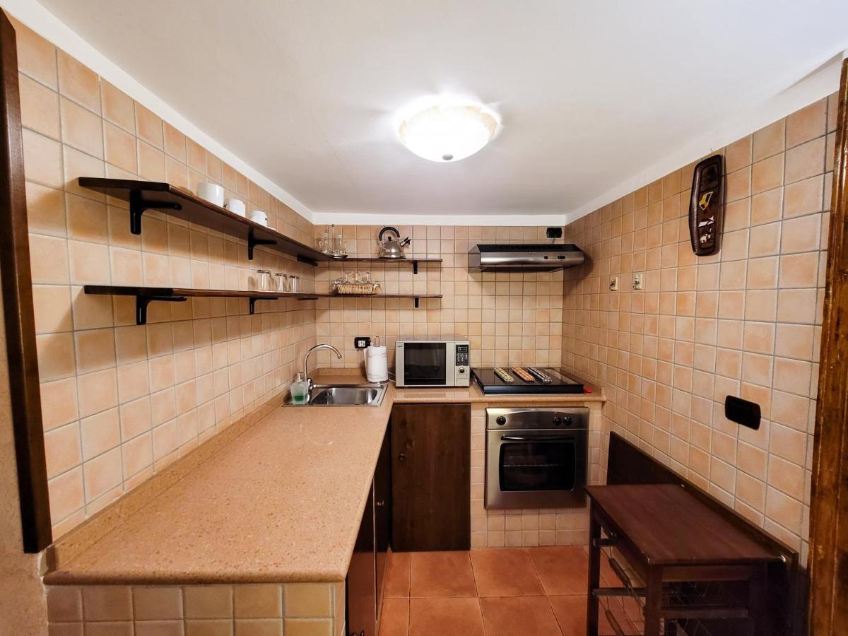 Cozy Classical Residence In The City Center Бари Экстерьер фото